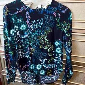 Floral H&M long sleeve back button down top